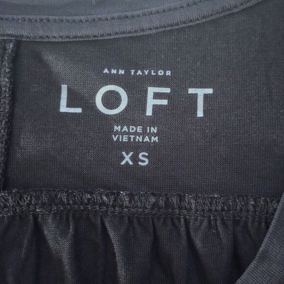 Ann Taylor LOFT Charcoal Gray Short Sleeve Top sz XS Womens - Picture 3 of 3